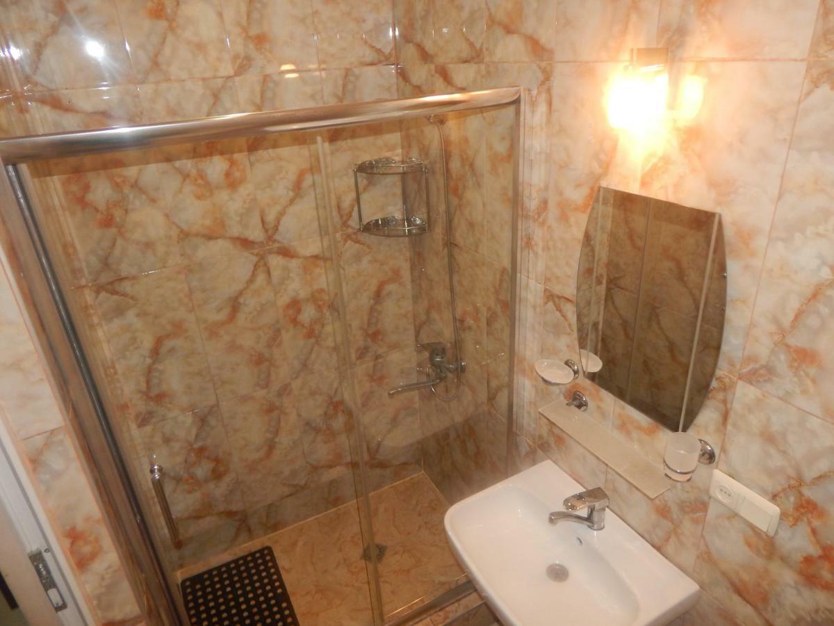 Aparthotel My Home Batumi Exterior foto